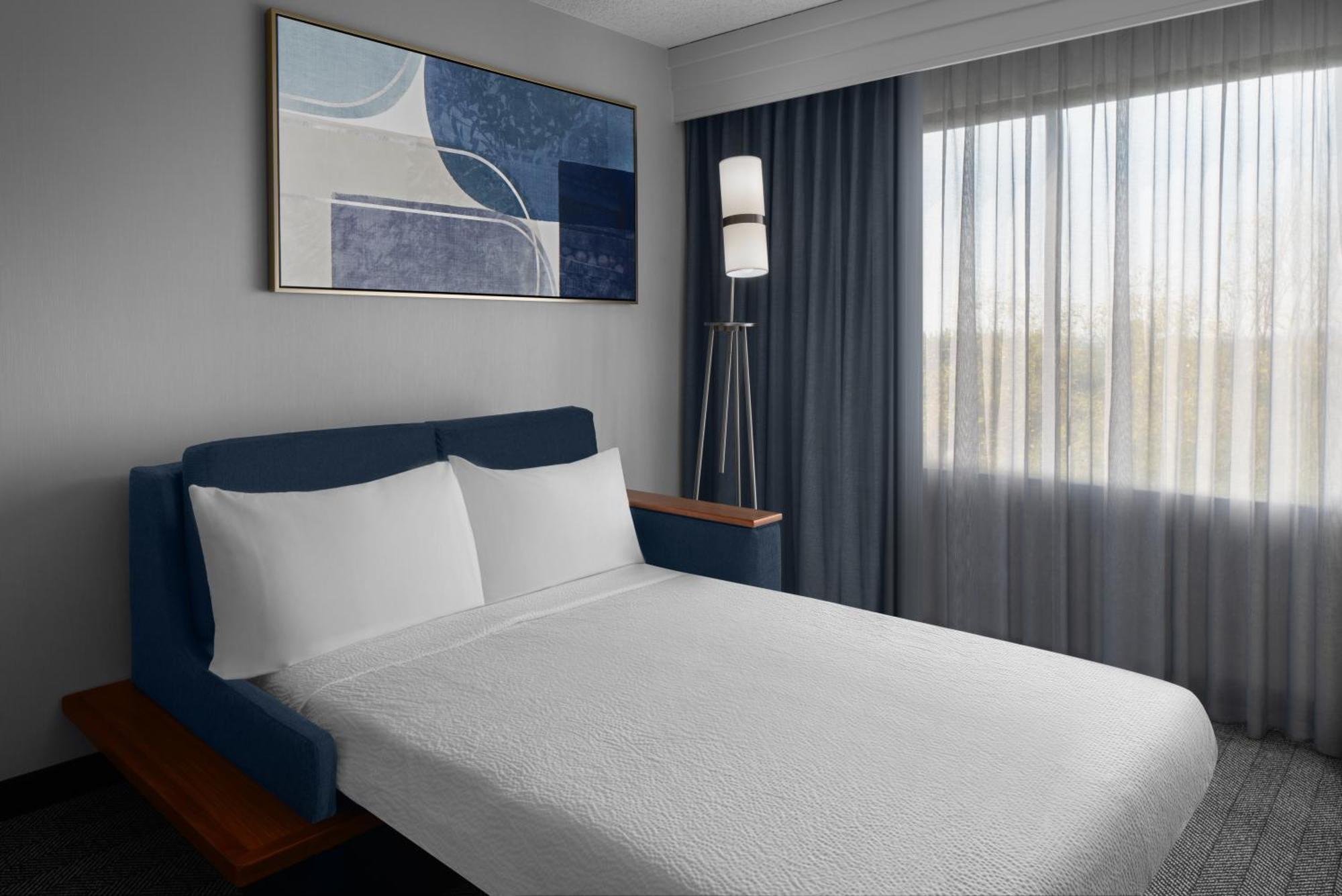 Courtyard By Marriott Cypress Anaheim / Orange County Hotel Exterior photo